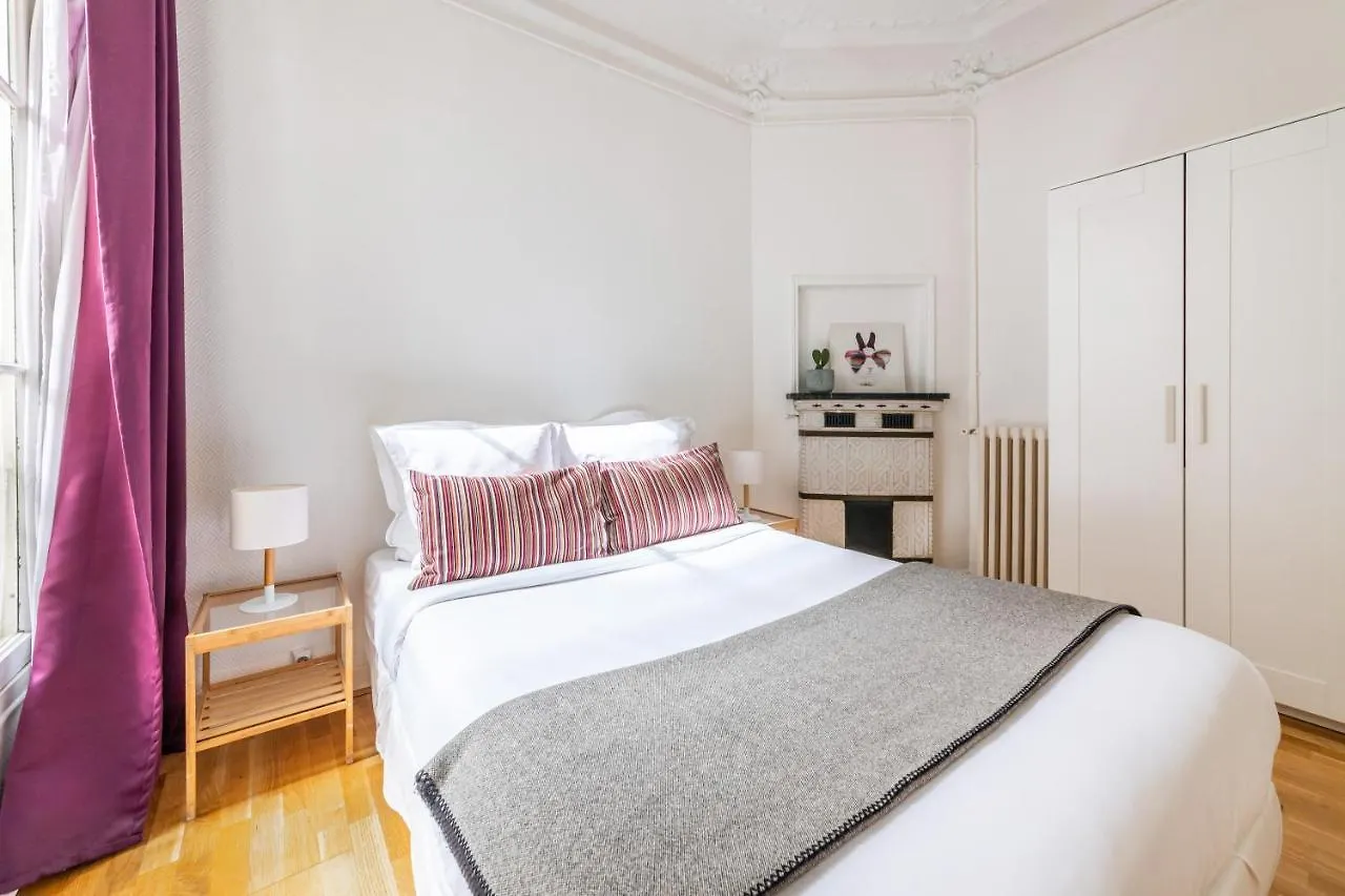 Bergere - Apartmanhotel 3*