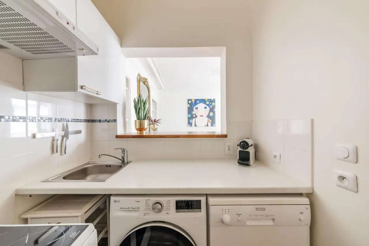 Bergere - Apartmanhotel 3*